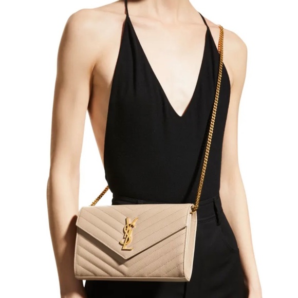 Meet your Posher, Mary Jane - Picture 3 of 3